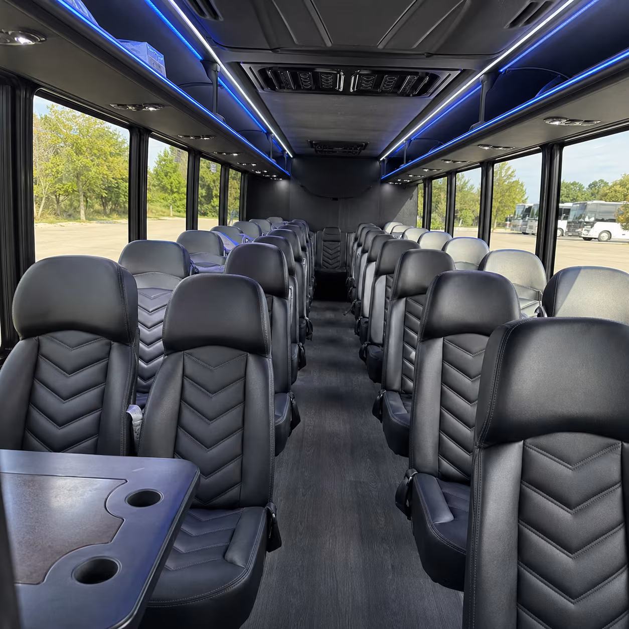 minibus rentals for smaller owensboro prom groups and multi stop pickup routes