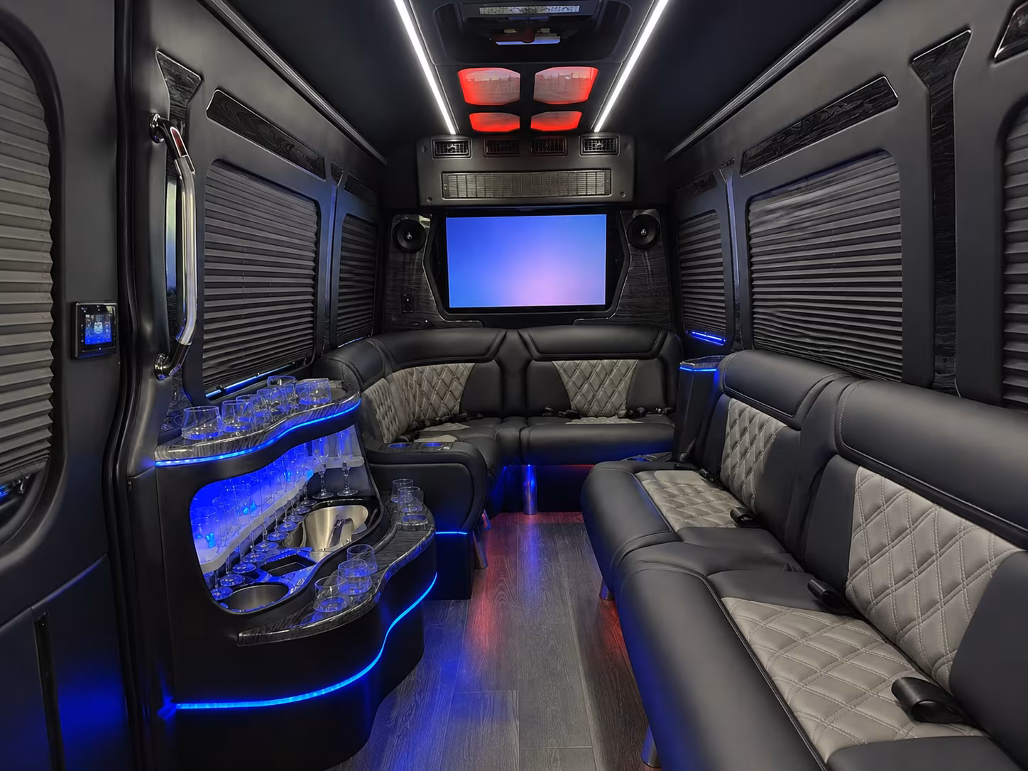 prom graduation and school event buses in owensboro