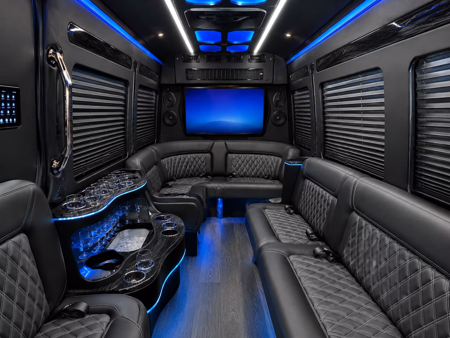 we help you compare buses for kentucky wesleyan panthers games and khsaa playoffs